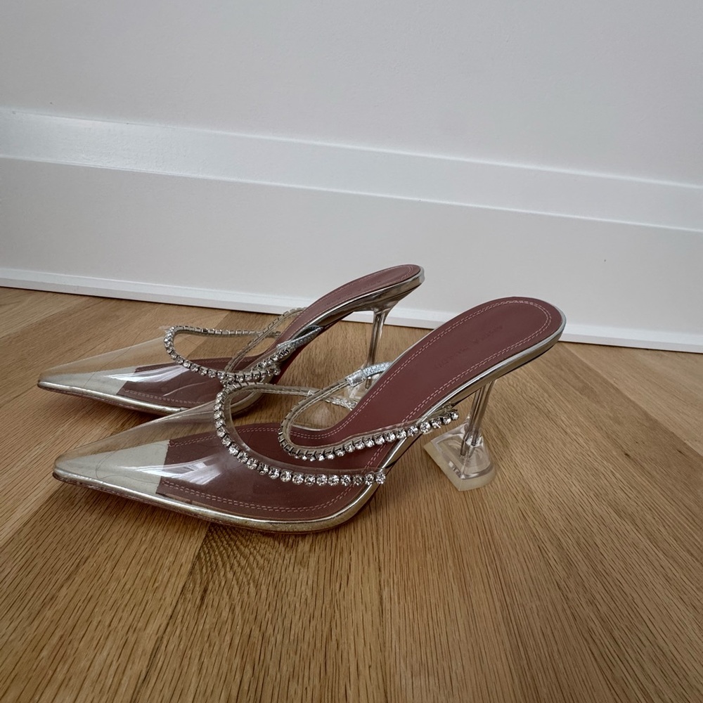 Crystal-Embellished Clear Pointed Mule Heel in Rose